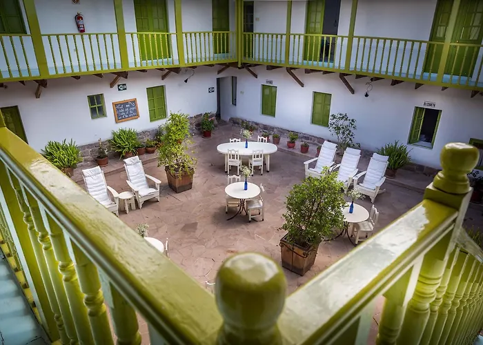 Niños Fierro Hotel 2*