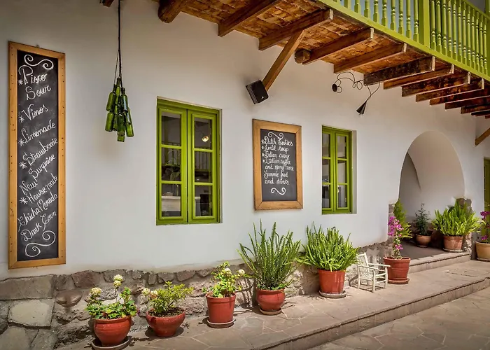 Hotel Niños Fierro Cuzco